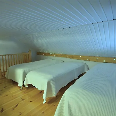 Kelovalkea Apartment
