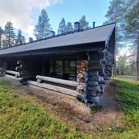 Kelovalkea * Äkäslompolo