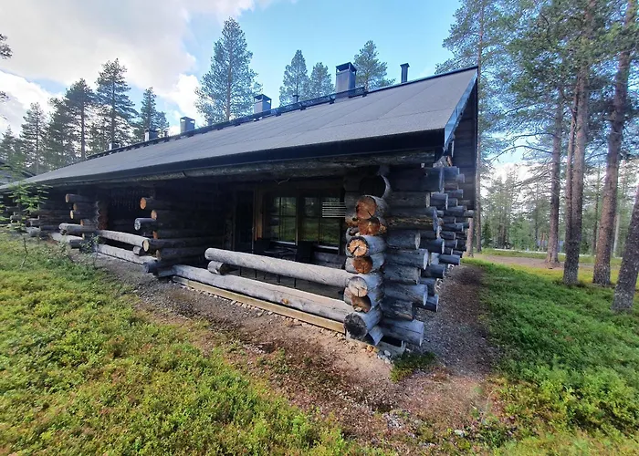 Kelovalkea * Äkäslompolo